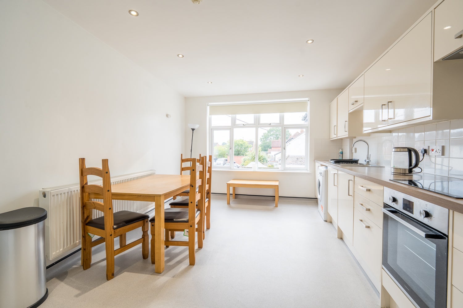 Flat Queen's Road in Kenilworth