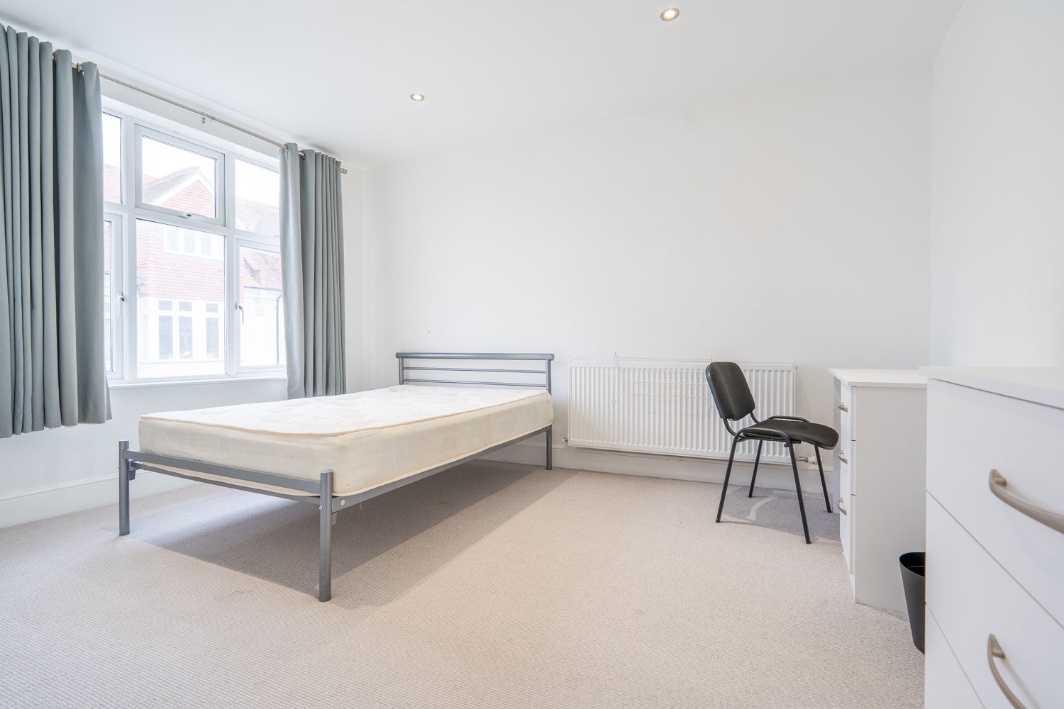 Flat Queen's Road in Kenilworth