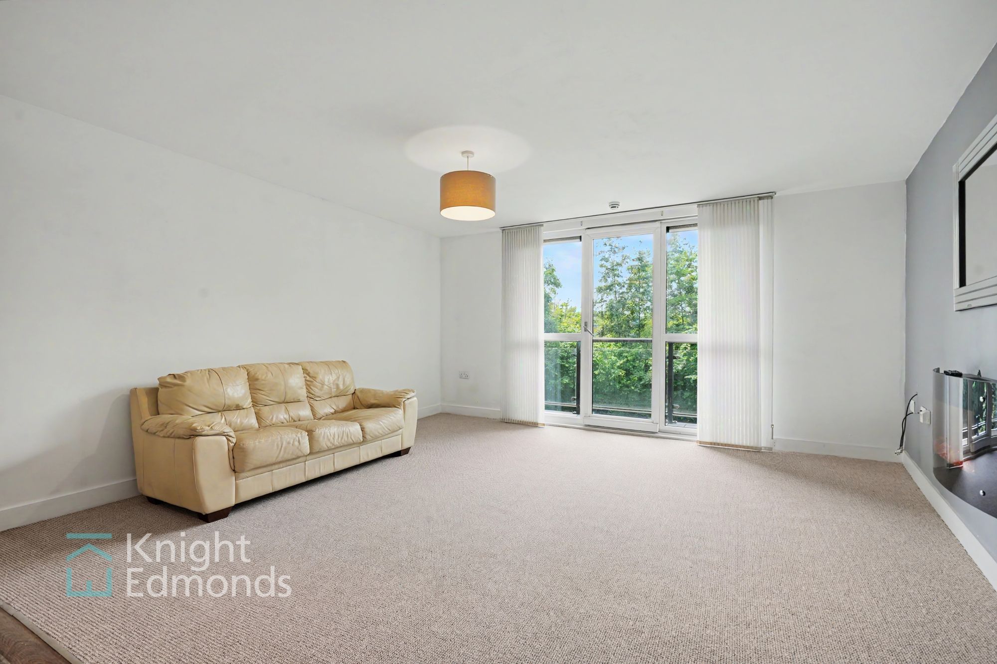 Flat Park Lane in Maidstone