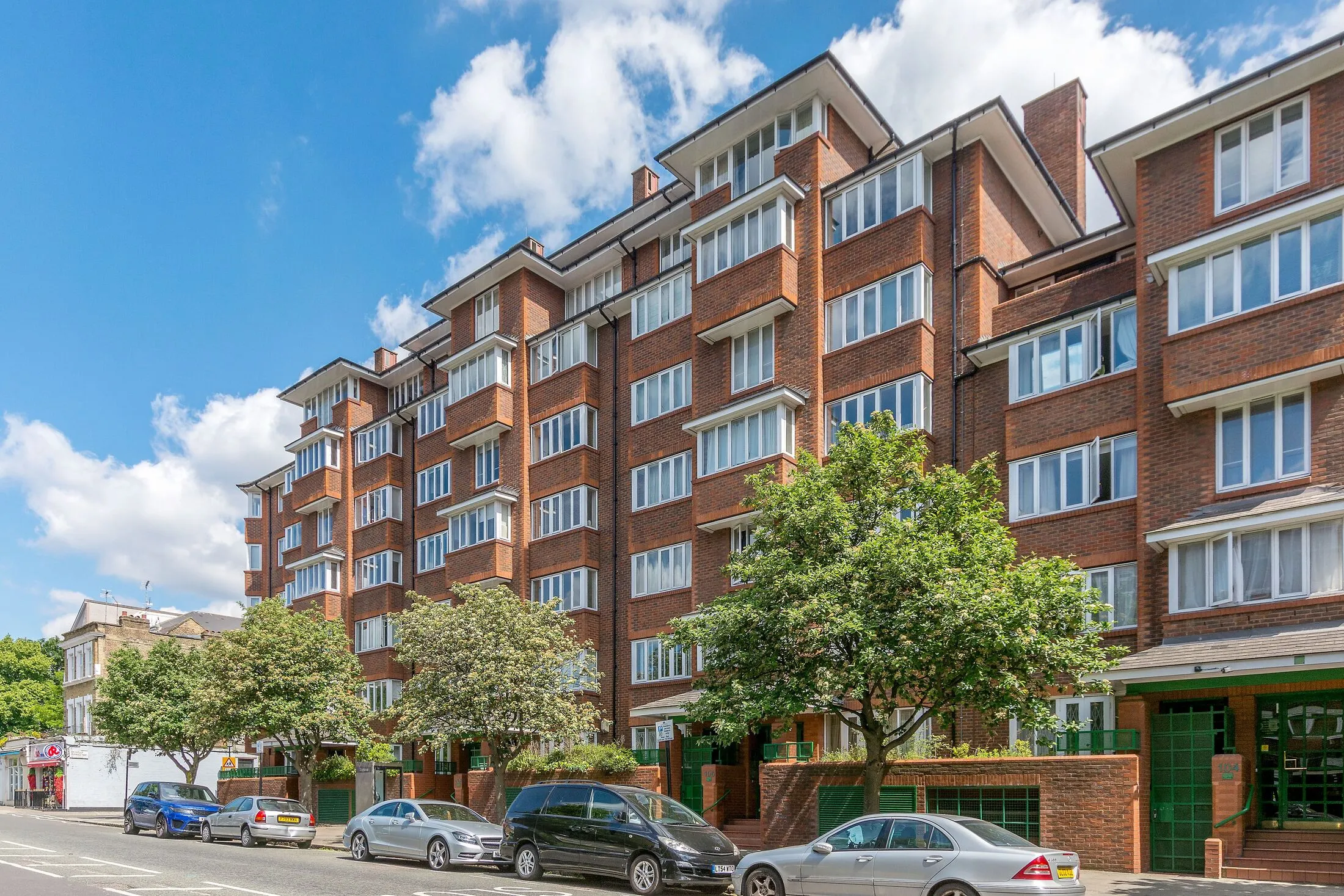 Flat Lisson Grove in City of Westminster