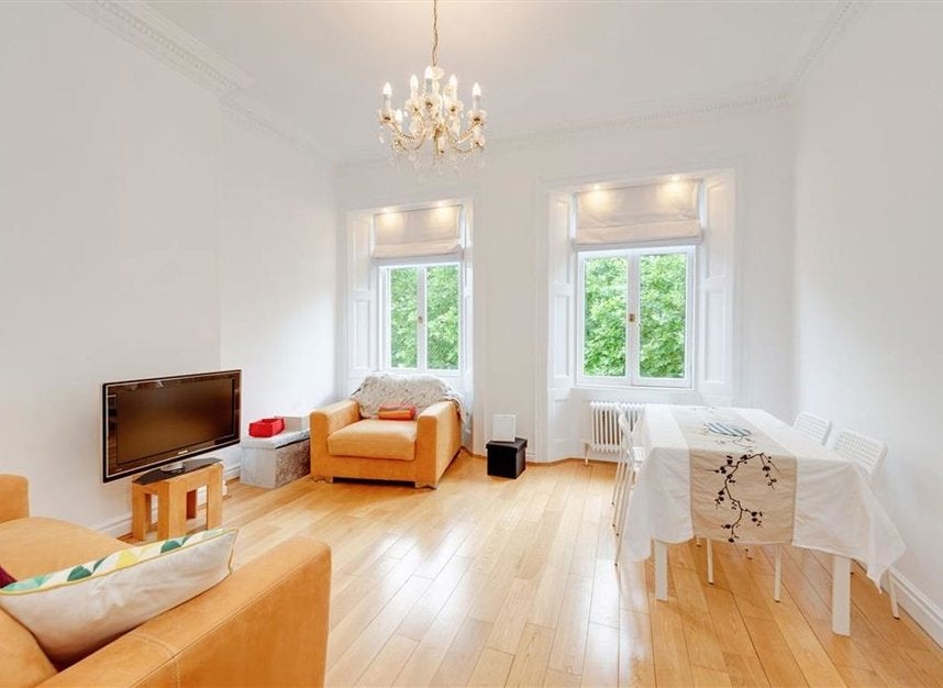 Flat Hyde Park Gardens in City of Westminster
