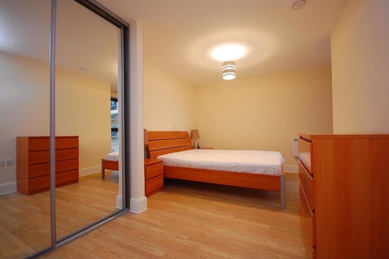 Room Spa Road in Greater London