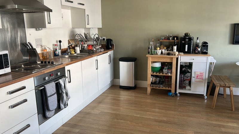 Room Spa Road in Greater London