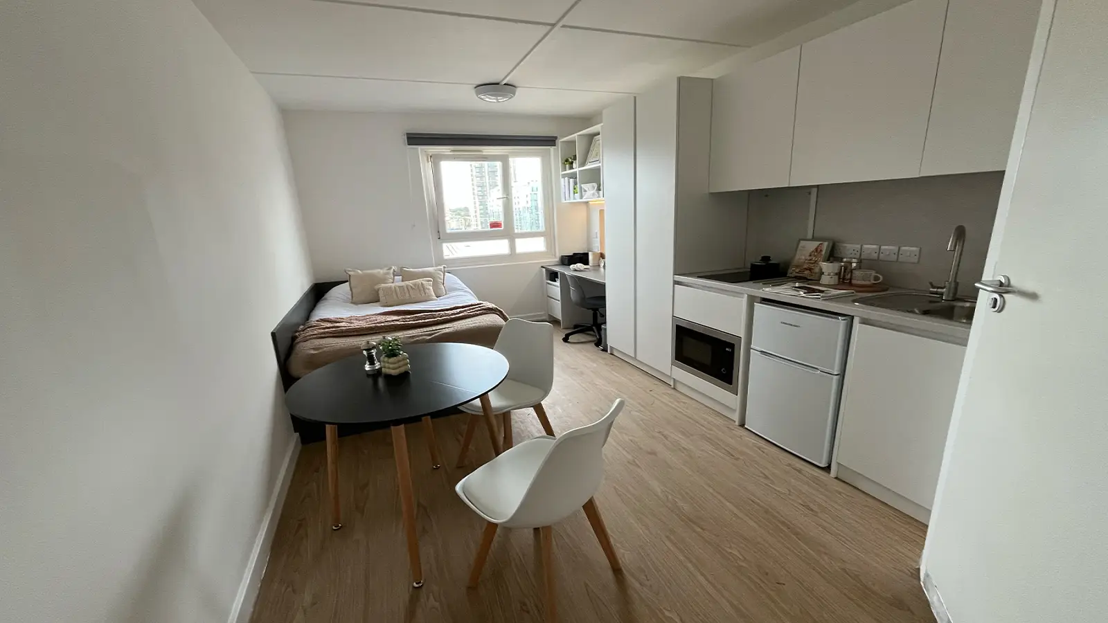 Room Horseferry Road in City of Westminster