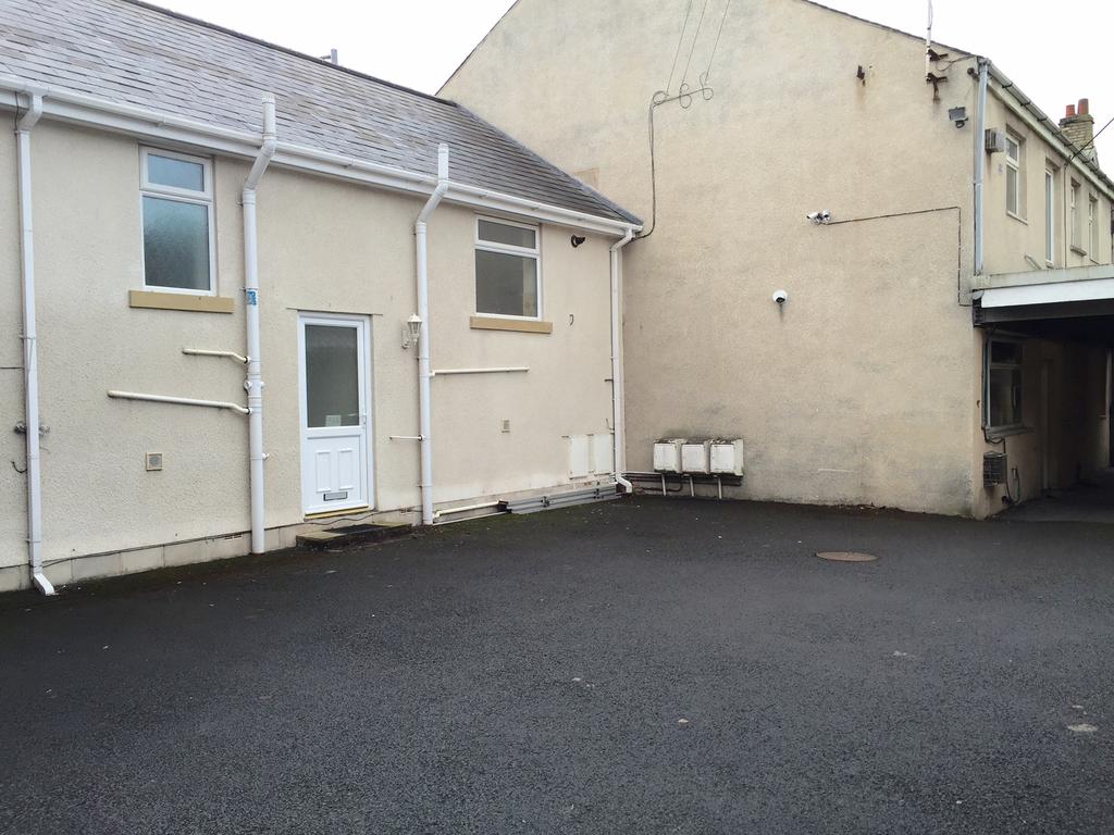 Flat Queen Street in Great Harwood