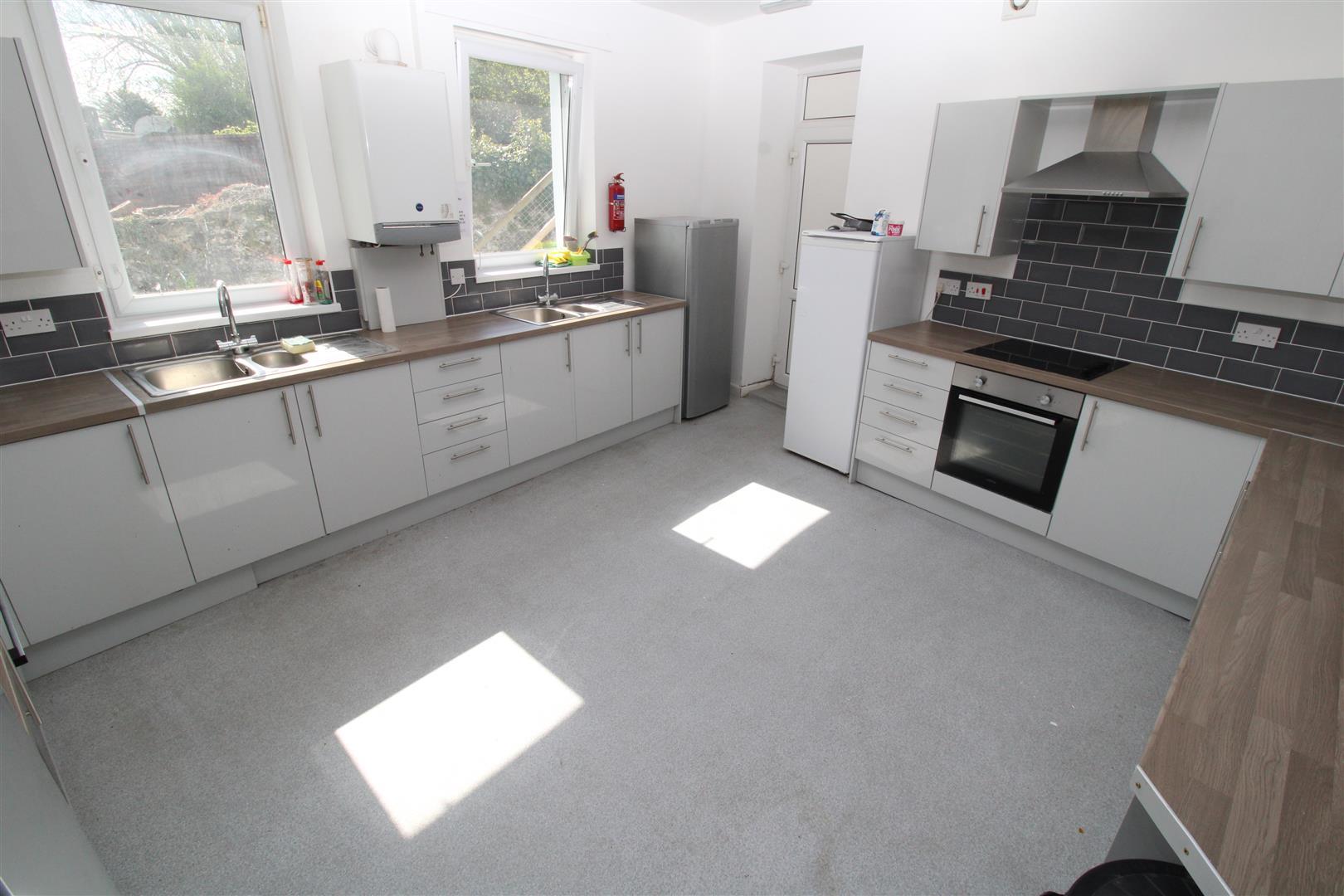 Flat Park Street in Pontypridd