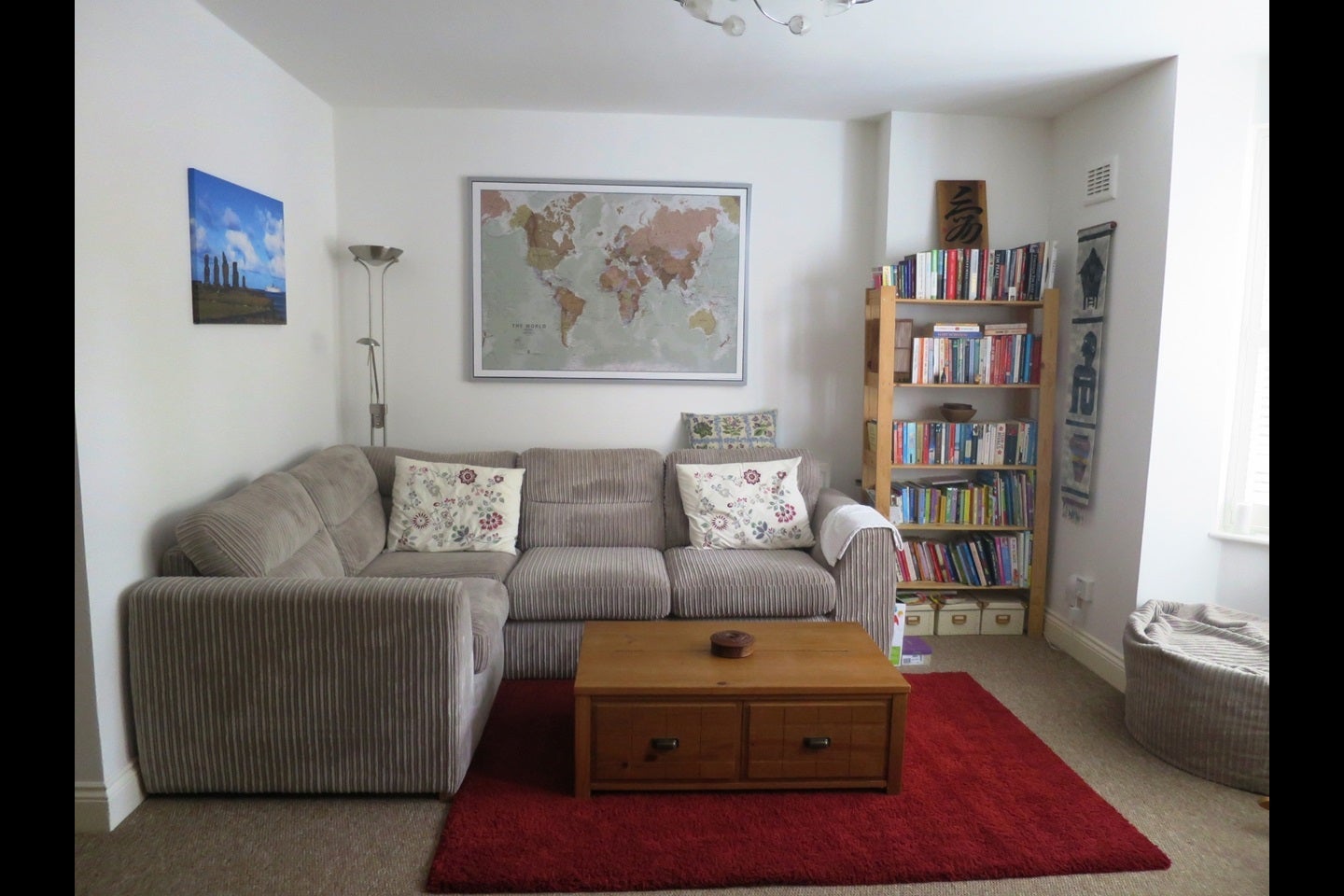 Flat Minet Road in Greater London