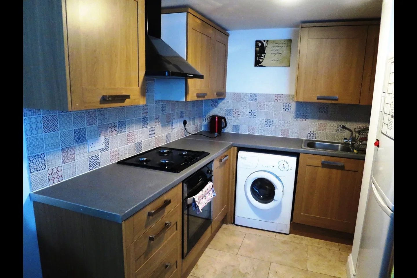 Flat Minet Road in Greater London