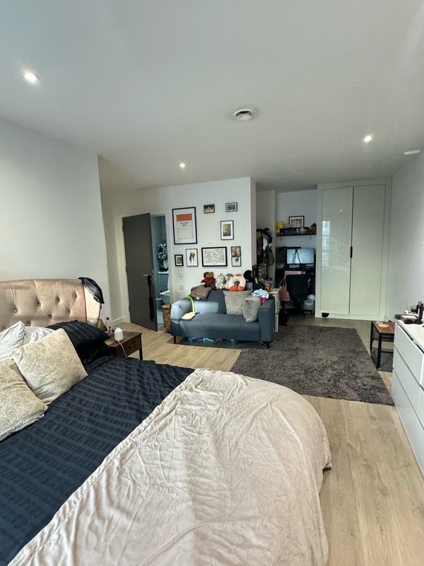 Flat Tandy Place in Greater London
