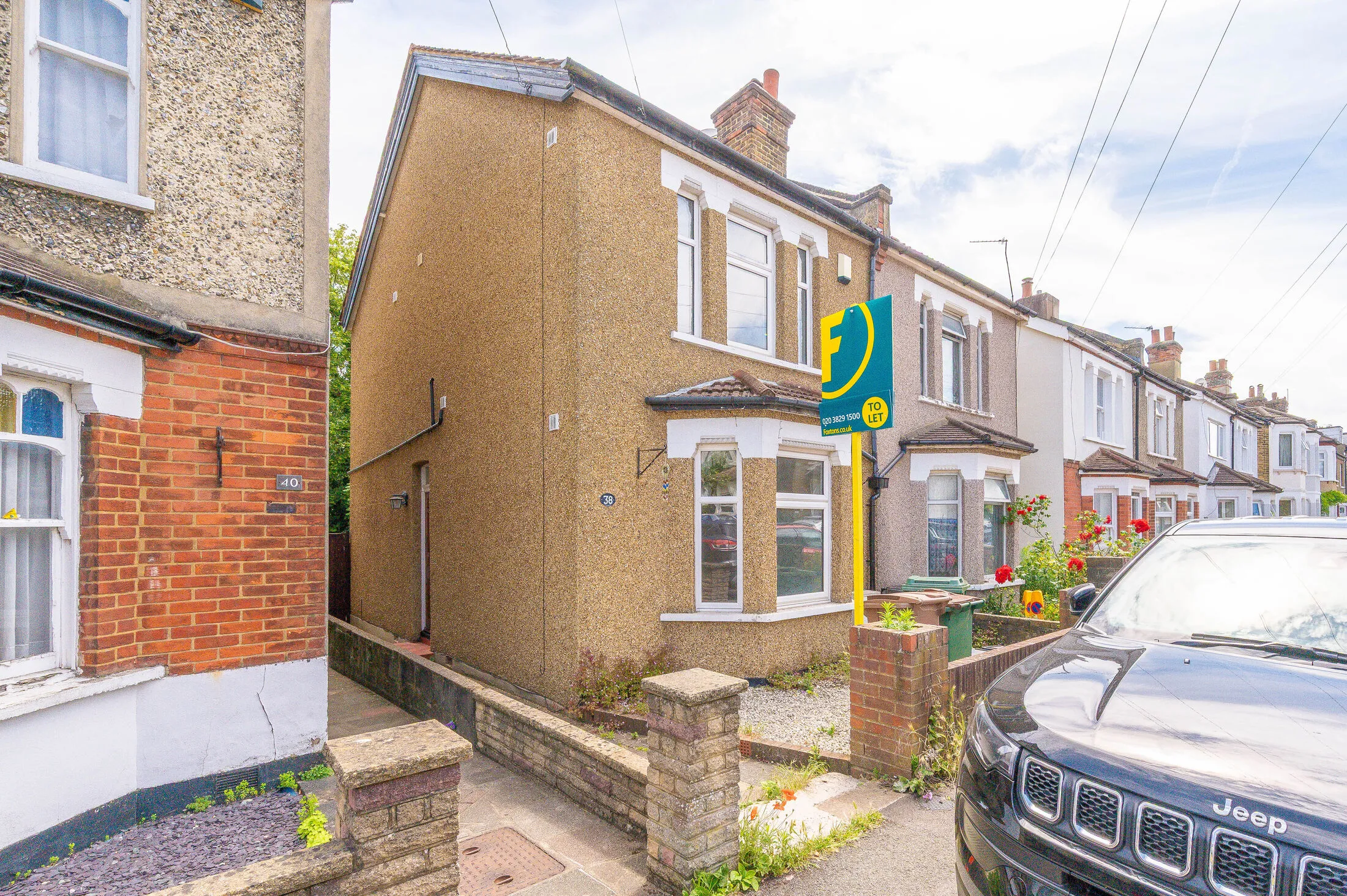 House Belmont Road in Greater London