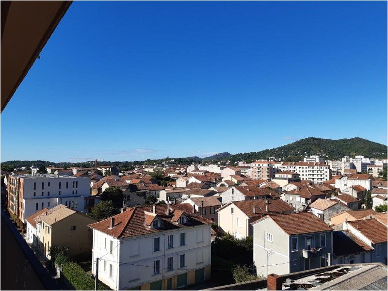 Flat Rue Guynemer in Alès