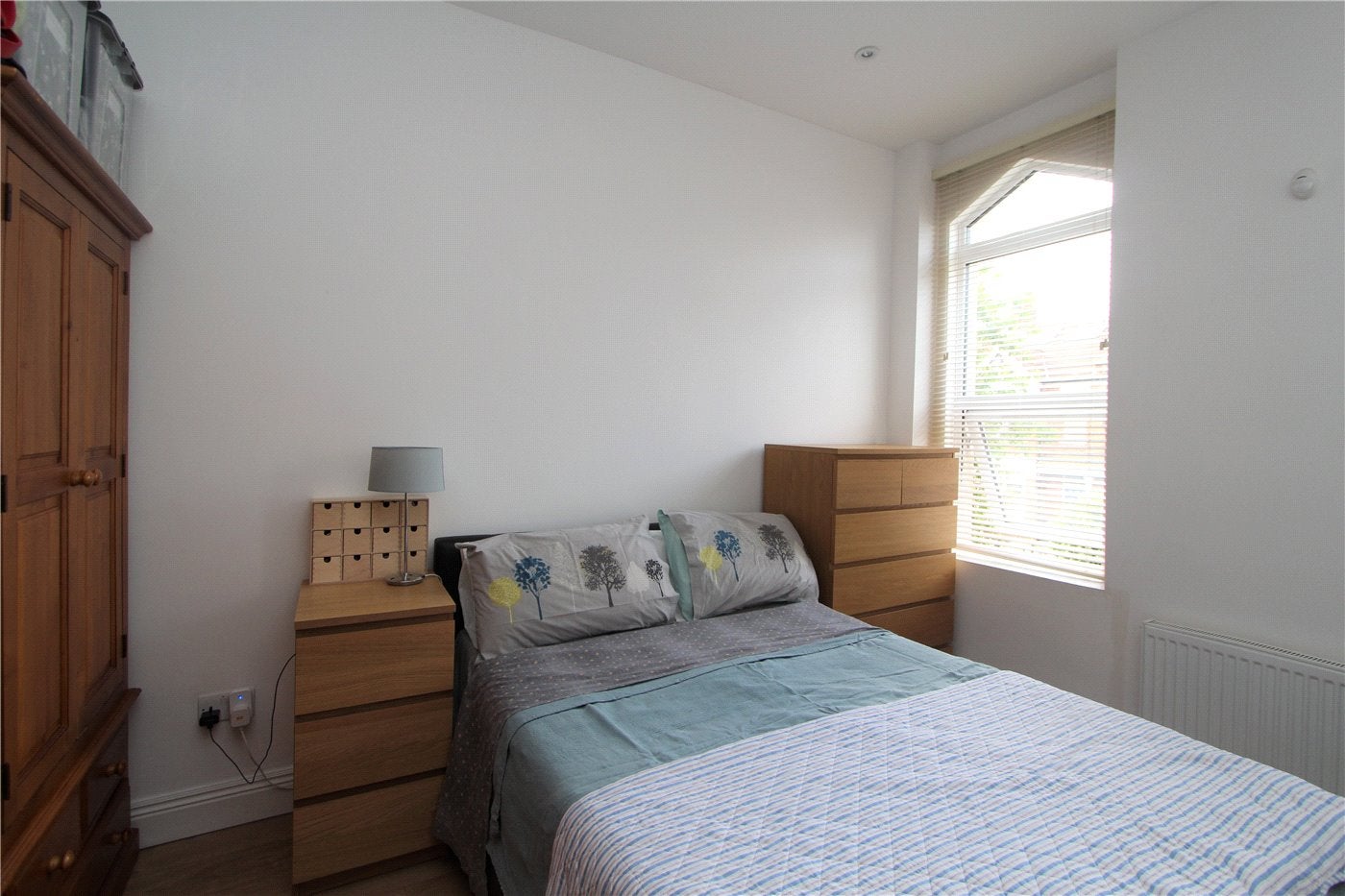 Flat Hereford Road in Greater London