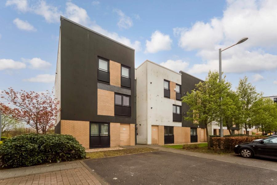 Flat Firpark Close in Glasgow
