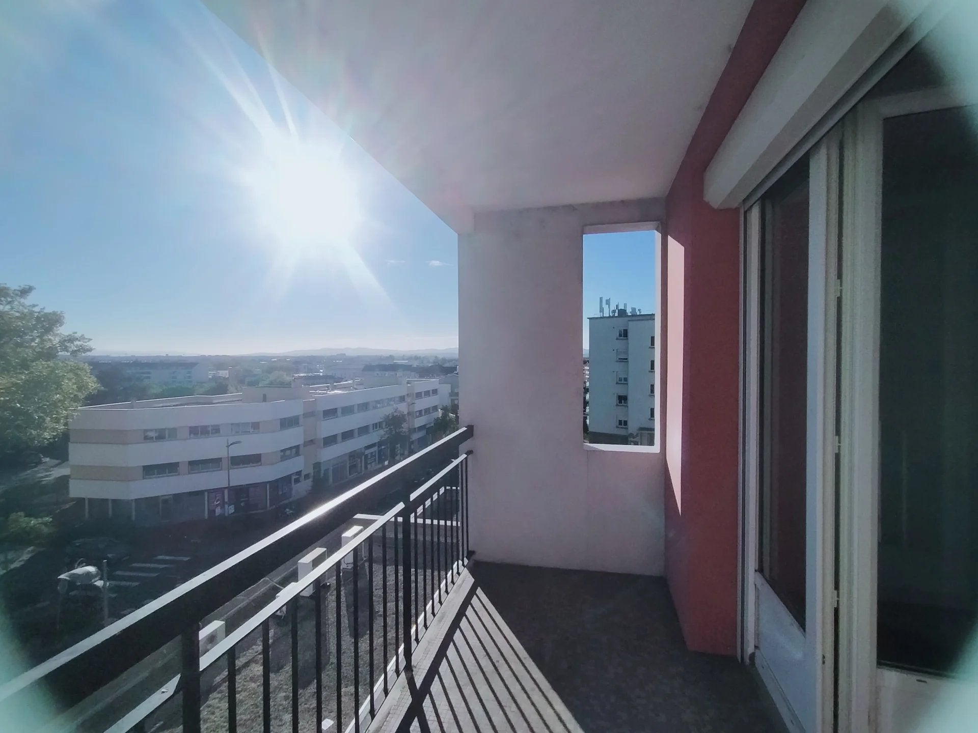 Flat Avenue Jean Jaurès in Décines-Charpieu