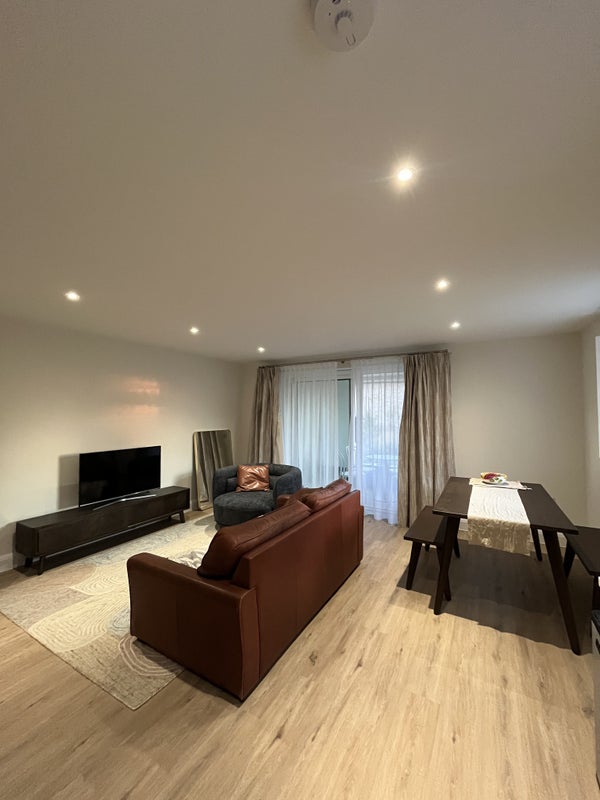 Room Heathhurst Road in Greater London