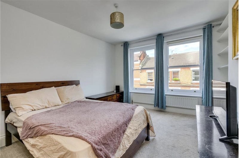 Room Rushcroft Road in Greater London