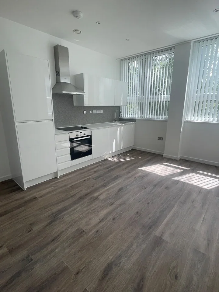 Flat Bankfield Road in Liverpool
