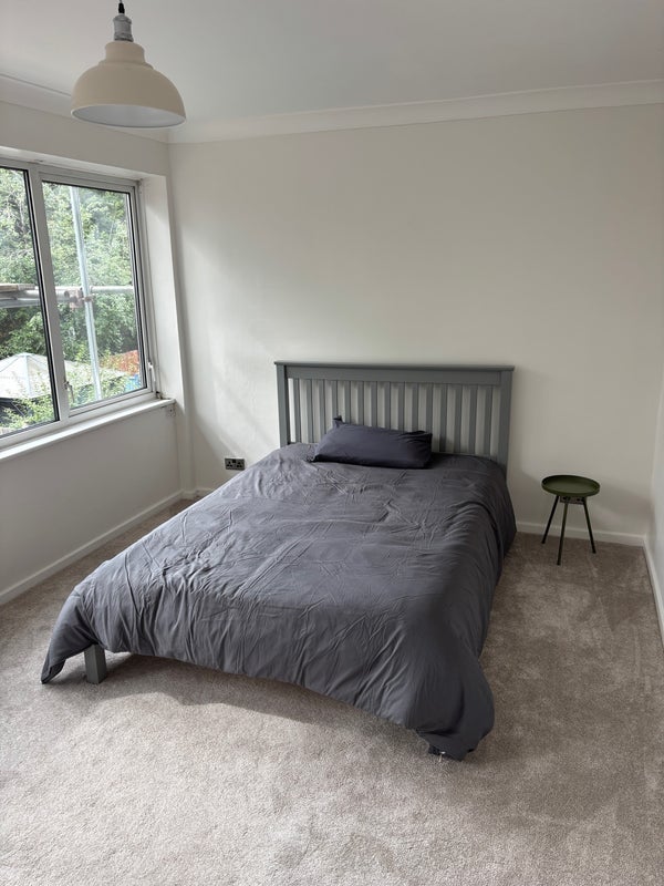 Room Ainsdale Gardens in Birmingham