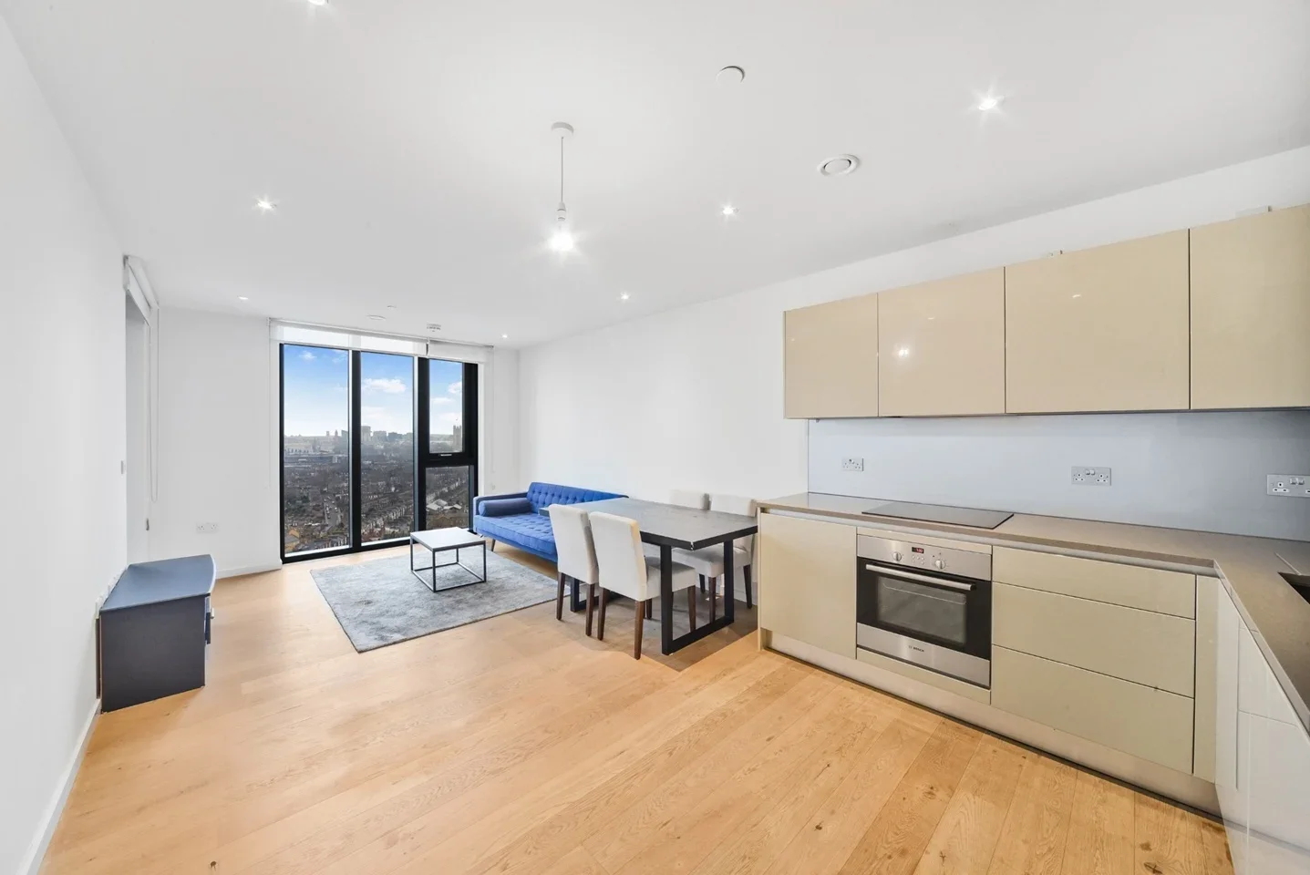 Flat St. Gabriel Walk in Greater London
