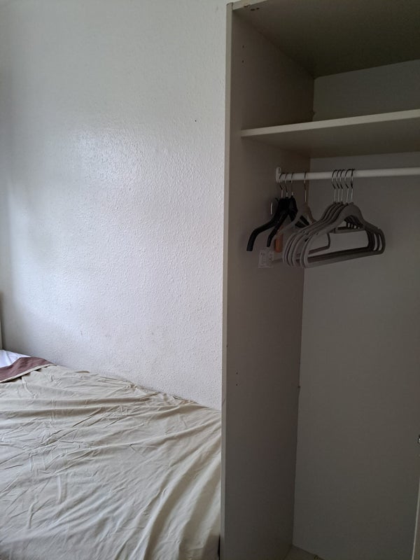 Room Montrose Gardens in Greater London