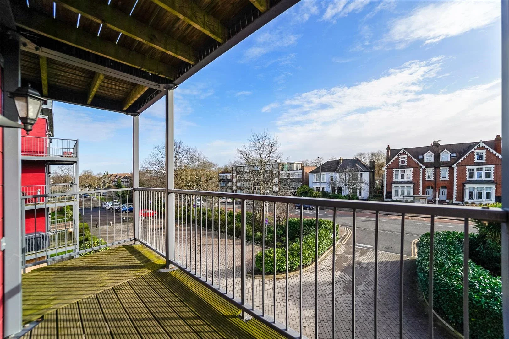 Flat Shingly Place in Greater London