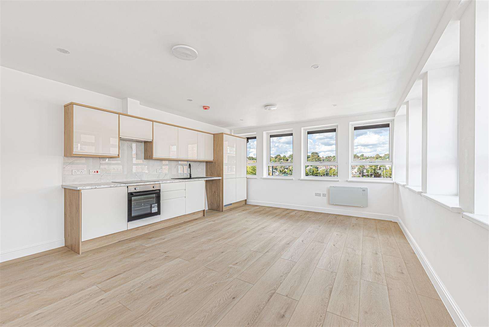 Flat Lowfield Street in Dartford