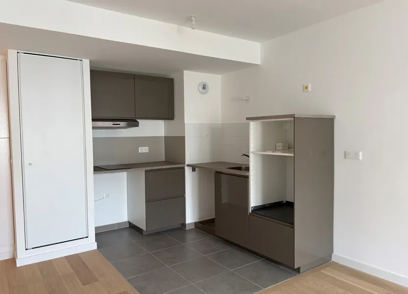 Appartement Rue Louis Pergaud à Le Plessis-Robinson