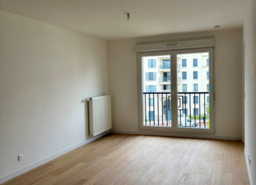 Appartement Rue Louis Pergaud à Le Plessis-Robinson