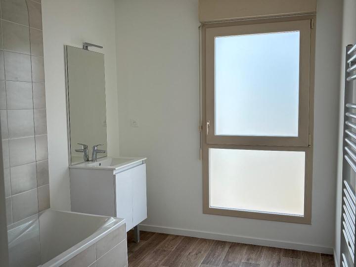 Flat Boulevard Émile Romanet in Nantes