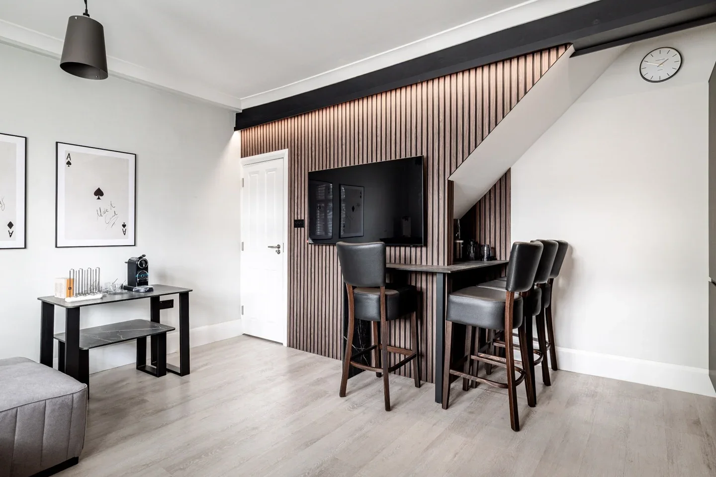 Flat Northfield Avenue in Greater London