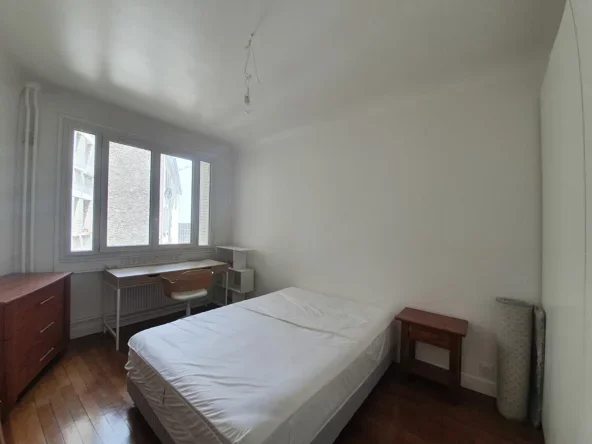 Flat Rue de Colombes in Courbevoie