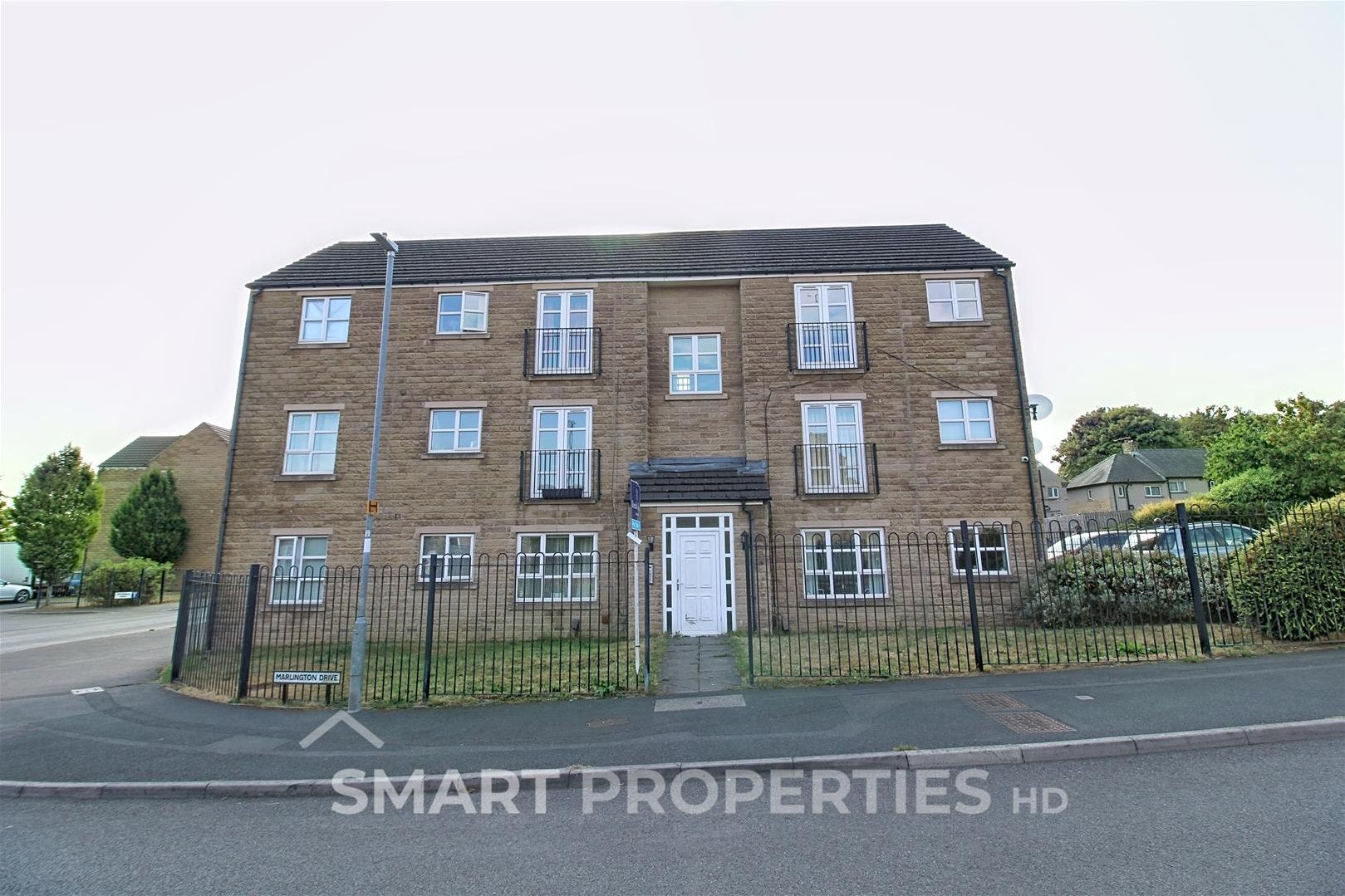 Flat Marlington Drive in Kirklees
