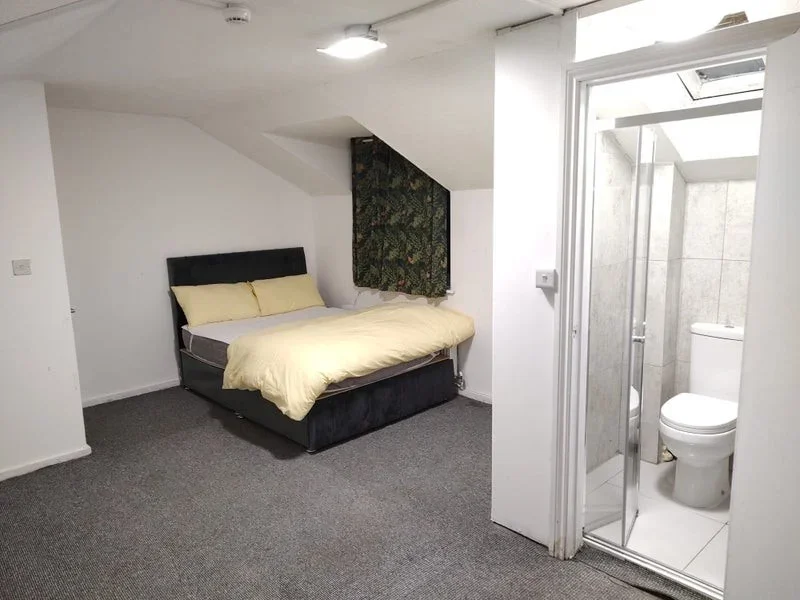 Room Starling Walk in Greater London