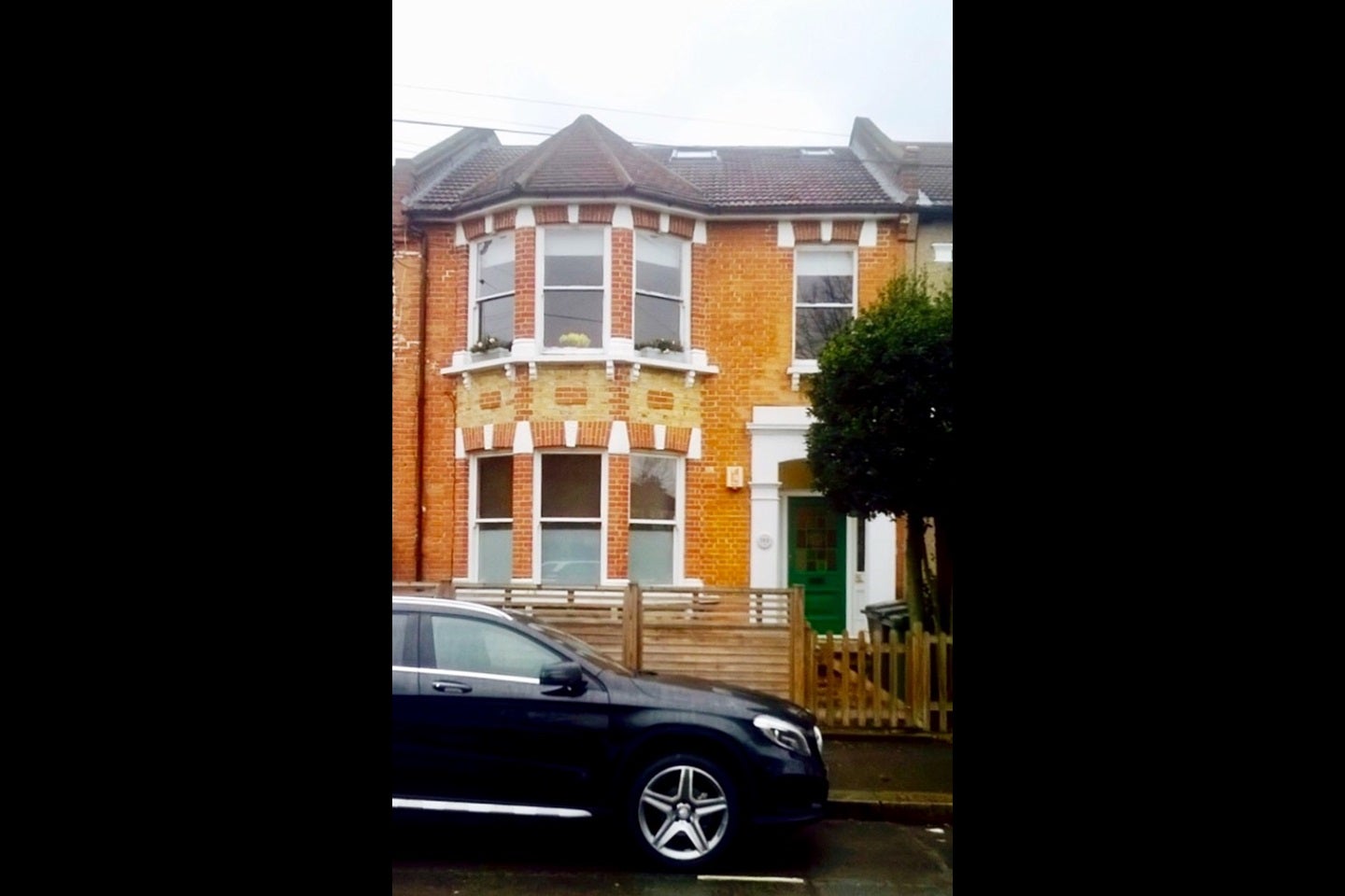 Flat Colworth Road in Greater London