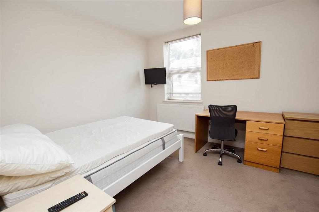 Flat Hubert Road in Birmingham