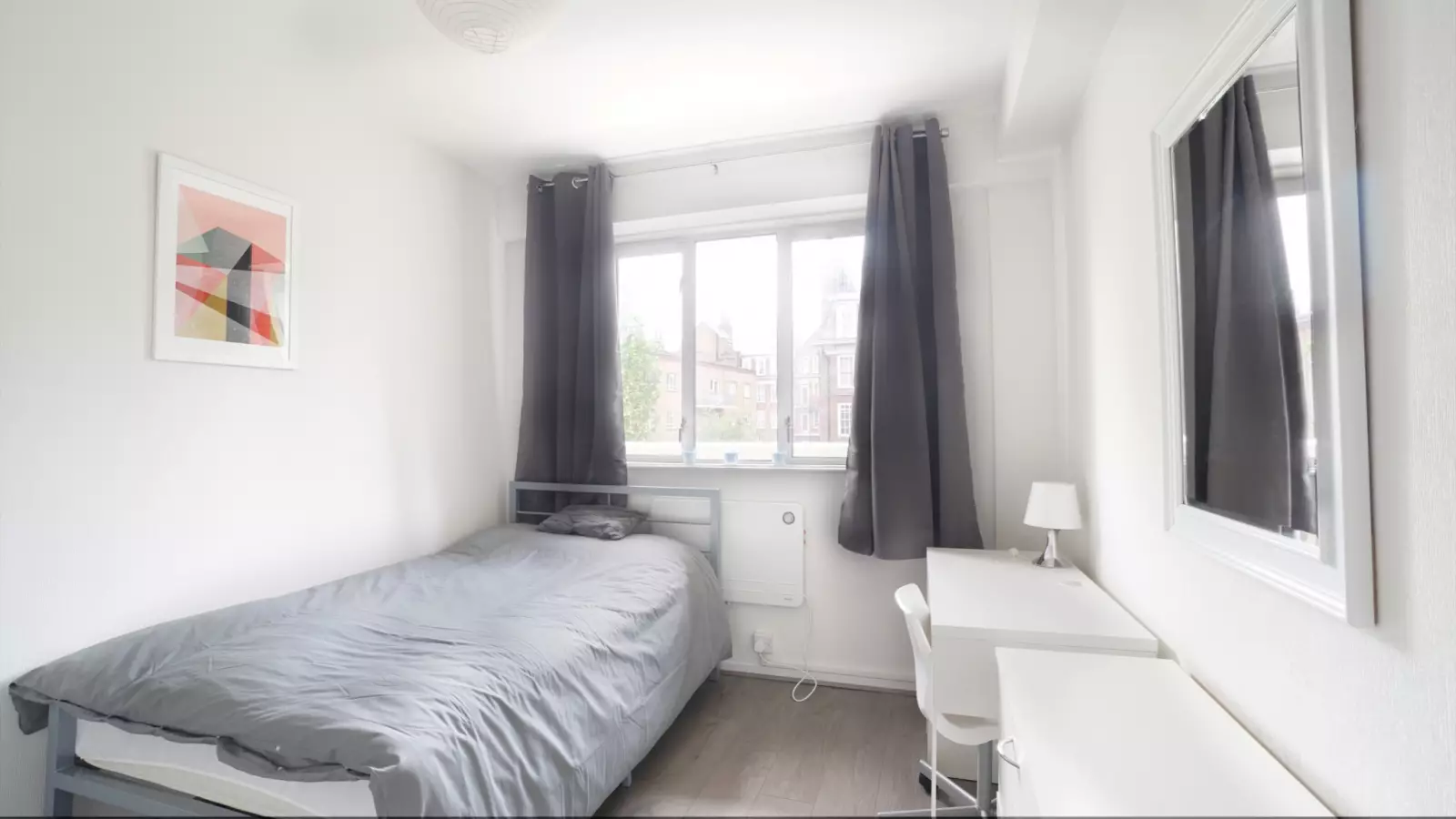 Flat Adelina Grove in Greater London