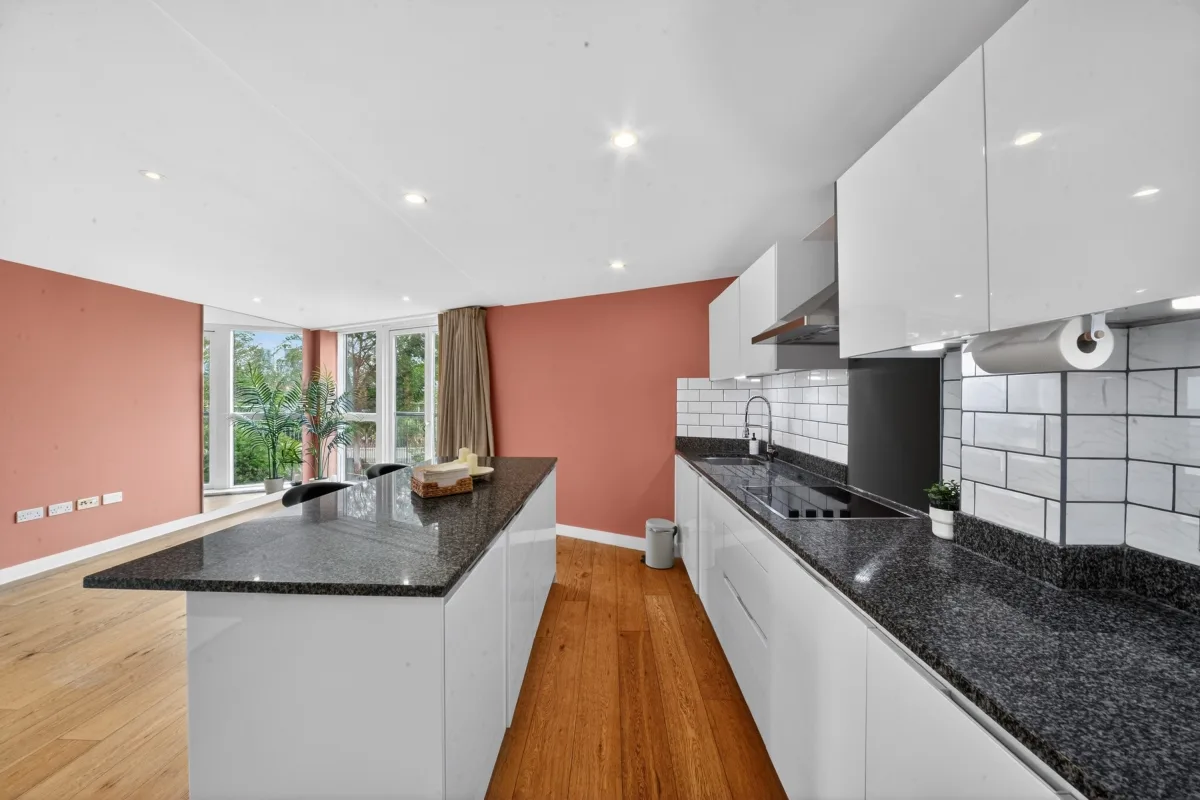 Flat Sherman Walk in Greater London