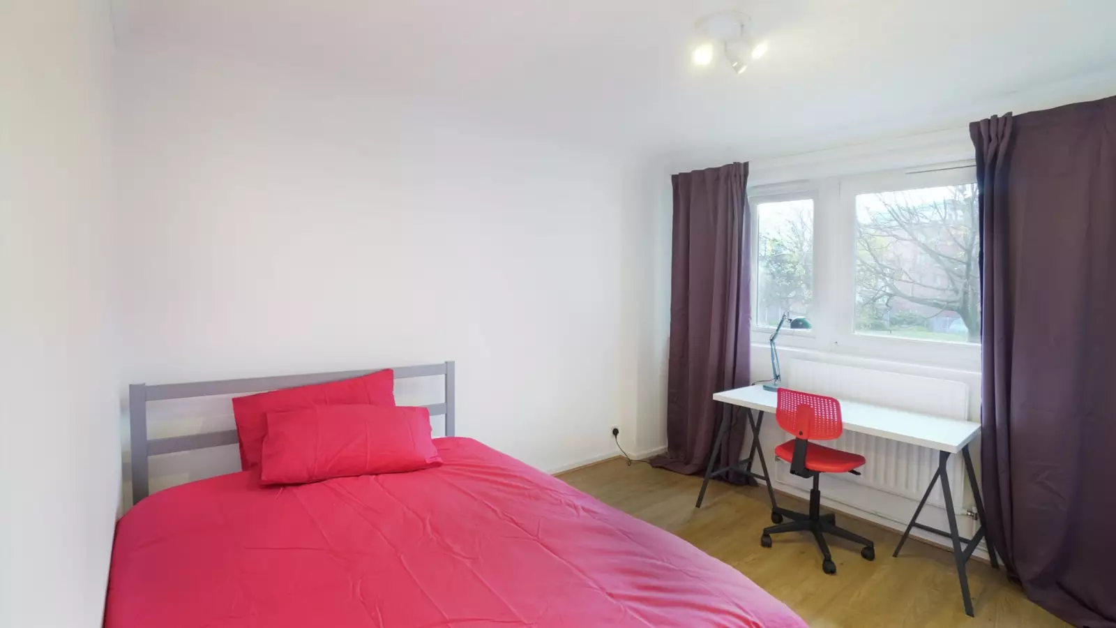 Flat Nellie Cressall Way in Greater London