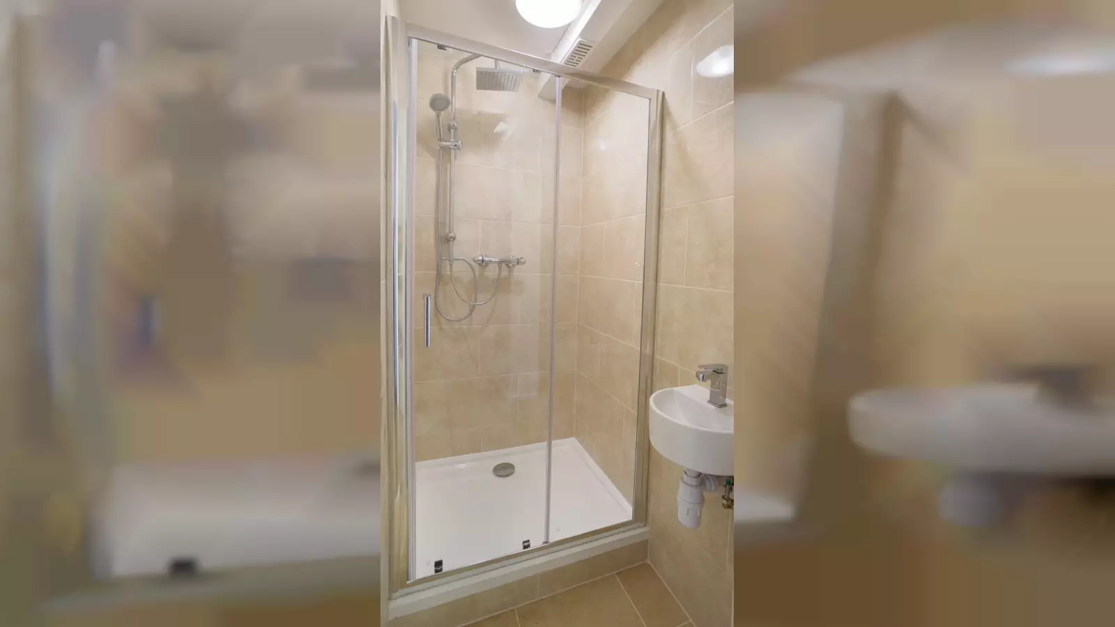 Room Nellie Cressall Way in Greater London