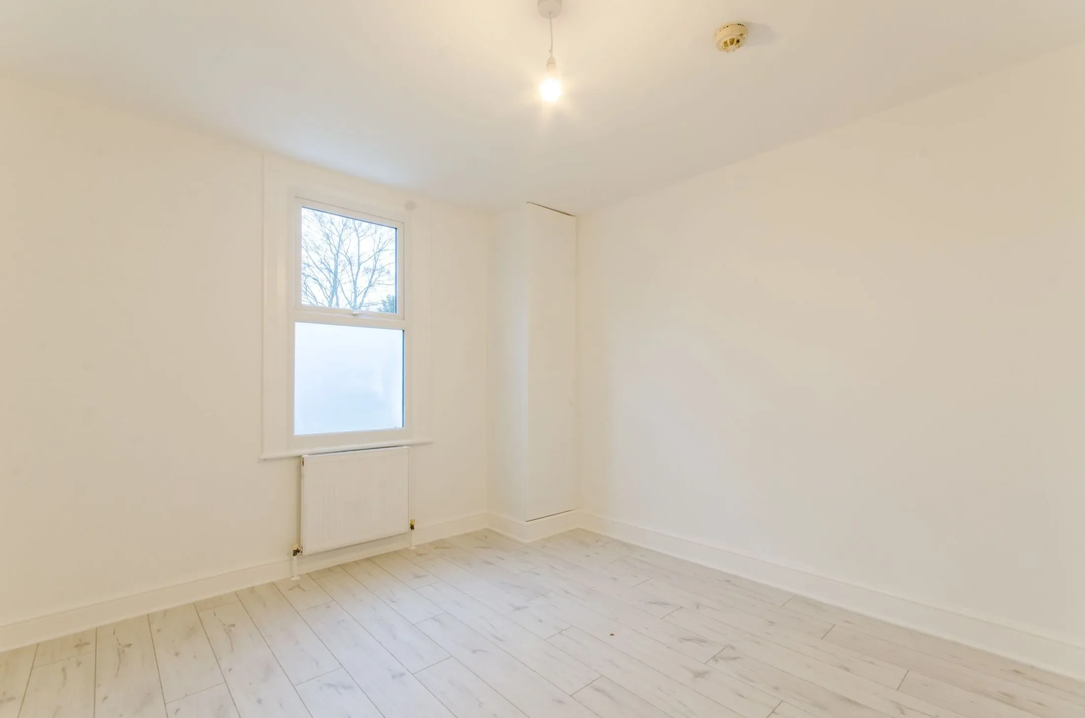 Flat Ranelagh Road in Greater London