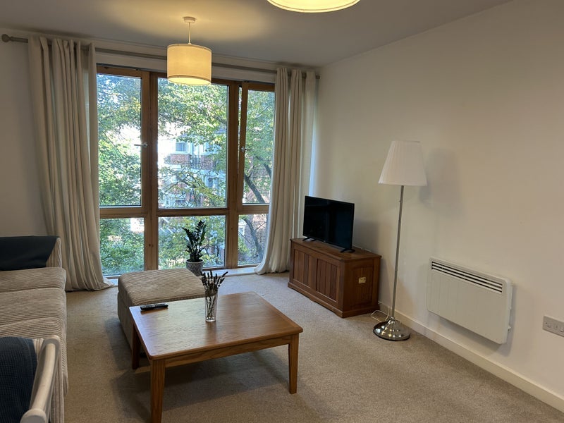 Room Sweetman Place in Bristol