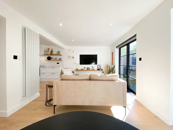 House Wine Close in Greater London