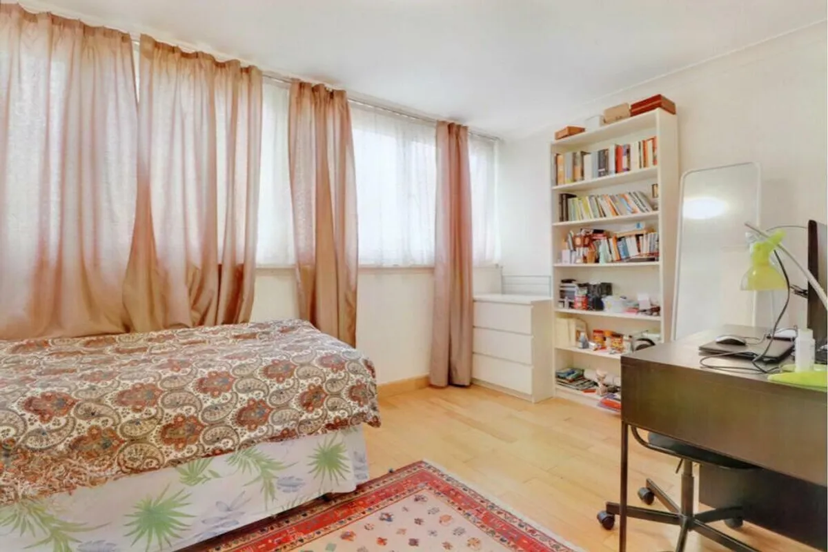 House Clement Close in Greater London