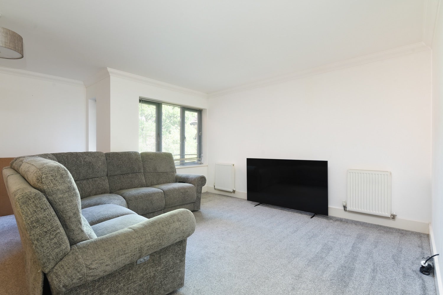 Flat Bellflower Mews in Canterbury
