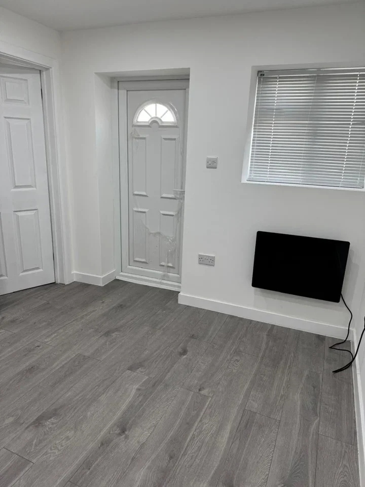 Flat Craven Close in Greater London
