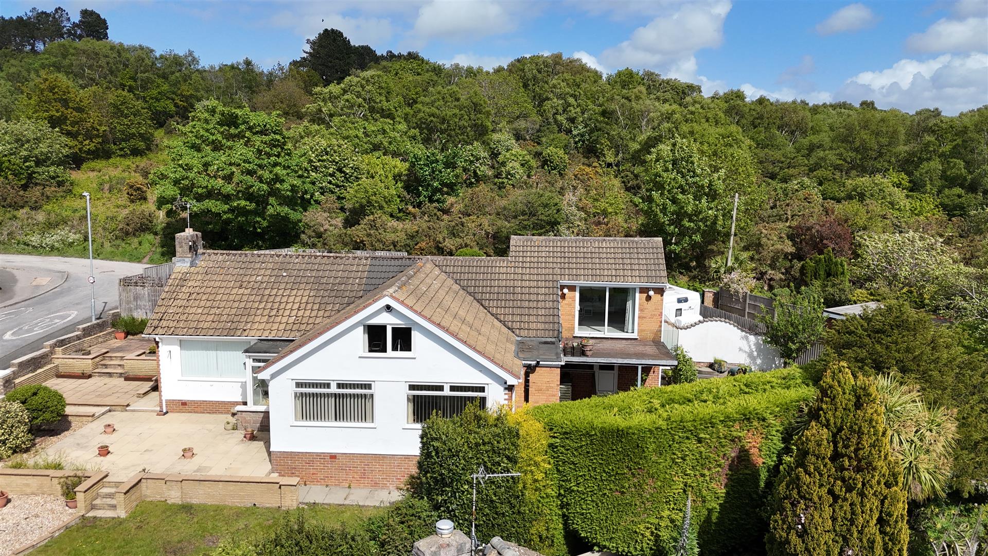 House Redstone Drive in Heswall