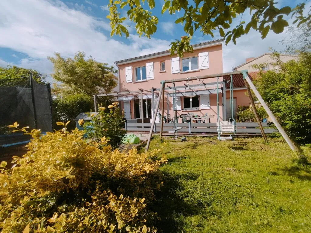 Maison Rue du Couvent à Saint-Beauzire