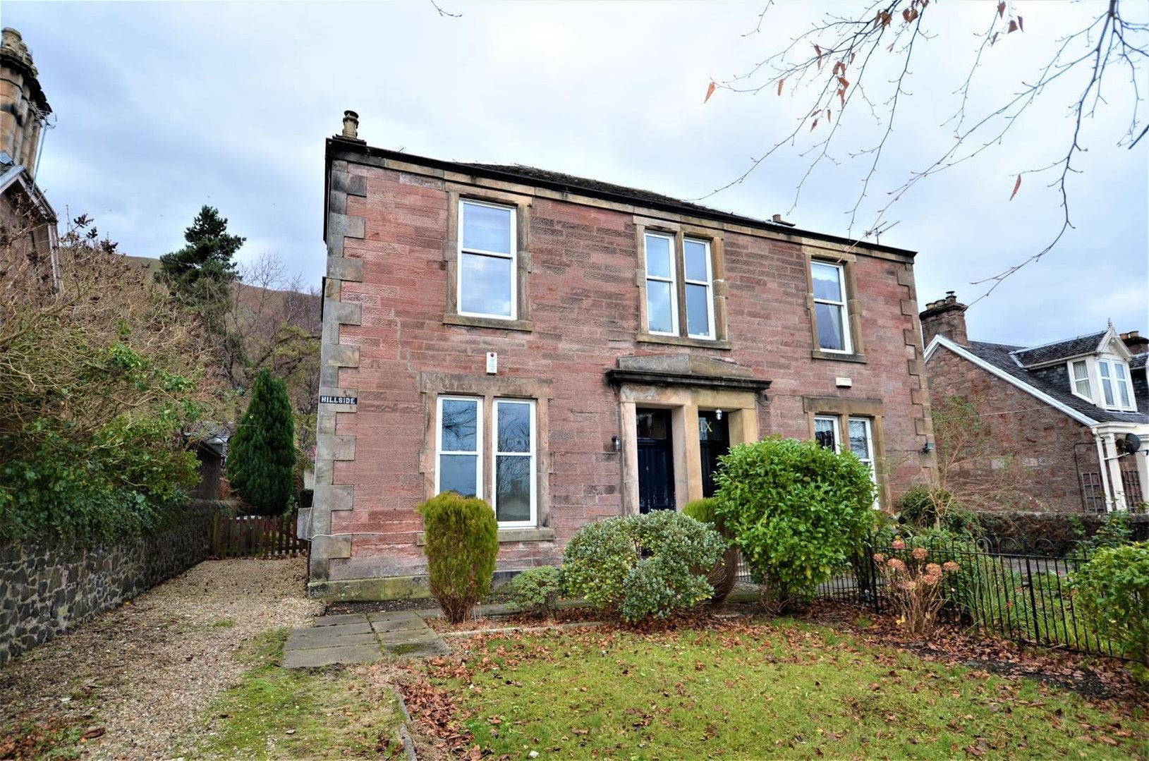 House Walker Terrace in Tillicoultry