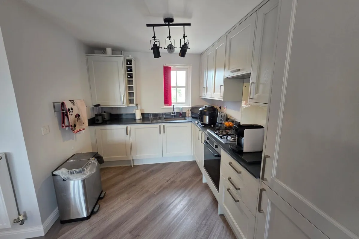 Flat Phoenix Way in Cardiff