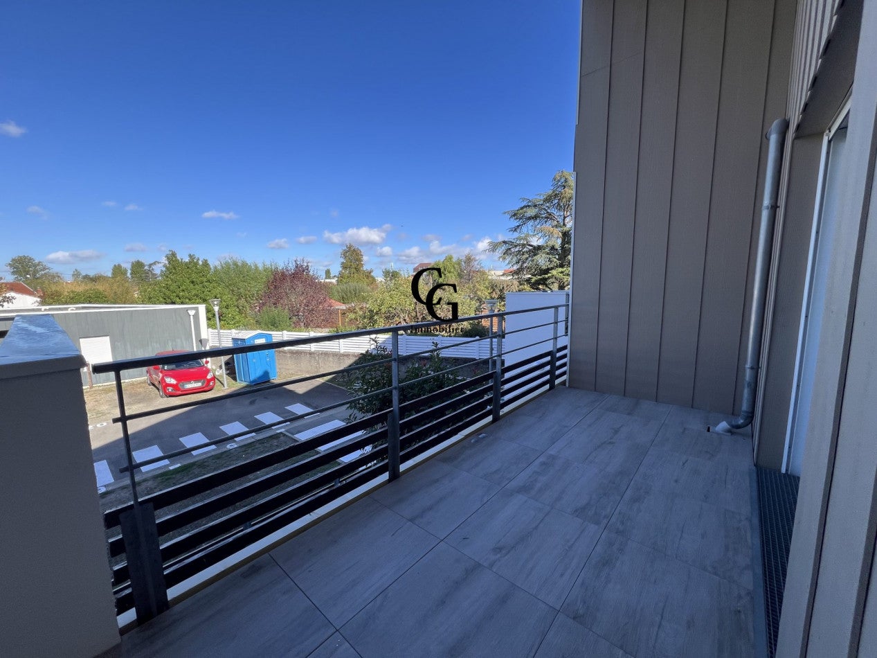 Flat Rue Henri Charpentier in Vertou